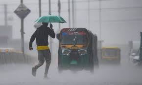Punjab में मौसम ने ली करवट! बारिश-आंधी से गर्मी से राहत, तापमान में बड़ी गिरावट