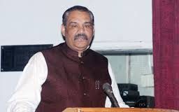 पूर्व केंद्रीय मंत्री Vijay Sampla के घर पहुंची SIT, जारी किया समन