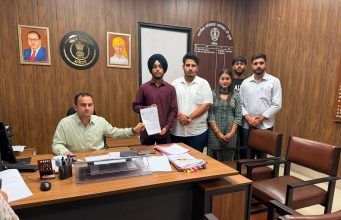 Punjab की शिक्षा व्यवस्था में सुधार की मांग, एबीवीपी जालंधर ने राज्यपाल के नाम सौंपा ज्ञापन