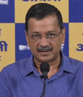 29 में से 9 गाड़ी कंपनियों ने माना, ई-20 से 2023 से पहले की 30 करोड गाड़ी होंगी खराब- केजरीवाल Arwind Kejriwal on e20 petrol