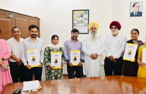 गुरमीत सिंह खुड्डियां ने मत्स्य पालन विभाग में पांच उम्मीदवारों को नियुक्ति पत्र सौंपे