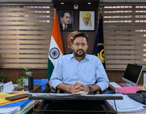 कूड़ा उठाने के लिए डिप्टी कमिश्नर ने अधिकारियों को वैकल्पिक व्यवस्था करने के दिए निर्देश Deputy Commissioner Akash Bansal