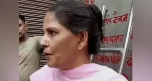 Jalandhar में सैलून में युवक पर जानलेवा हमला:अधमरा होने तक पीटा, बुआ बोली- मेरे साथ भी बदसलूकी की, धक्का दिया