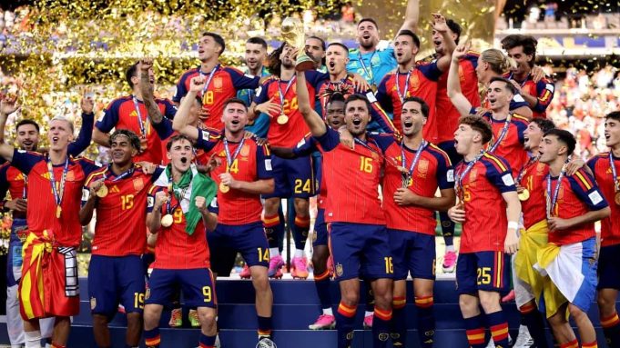 FIFA World Cup Final: स्पेन फिर बना वर्ल्ड चैंपियन, फेरान टॉरेस के गोल से अर्जेंटीना को दी शिकस्त