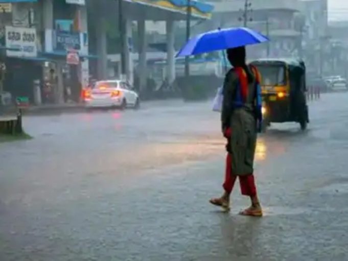 Punjab Weather: पंजाब में अगले 3 दिन बारिश के आसार, कई जिलों में येलो अलर्ट जारी