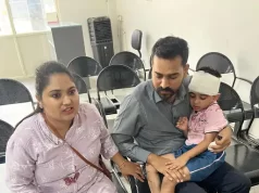 Jalandhar में आवारा कुत्तों ने मां-बेटे पर किया हमला:छुट्टी के बाद स्कूटी पर घर आते समय घेरा, स्कूटी से गिराया
