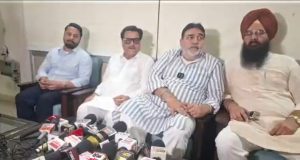 Ludhiana: सफाई कर्मचारियों की जायज मांगों का होगा हल: MLA मदन लाल बग्गा और अशोक पराशर पप्पी
