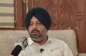 Barnala Congress Meeting: विधायक काला ढिल्लों ने पार्टी में दखलअंदाजी पर जताई नाराजगी, बोले- भरोसा मिलता तो नतीजे और बेहतर होते Barnala MLA Kala Dhillon