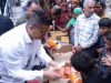 Chandigarh Cash Langar: मंदिर के बाहर लगा ‘नोटों का लंगर’, Cash लेने के लिए लगी लंबी कतारें Cash langar in chandigarh