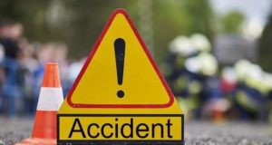 Ferozepur News: स्कूल वैन ने बाइक को मारी जोरदार टक्कर, Rider गंभीर घायल; Driver पर Case दर्ज Ferozepur School Van Accident