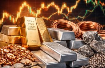 Gold Silver Price Today: सोने के दाम स्थिर, चांदी ₹1,800 महंगी; सोमवार के नए Gold Rate जारी Gold Silver Price Today
