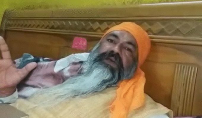 Ambala में Gursimran Singh Mand पर हमला: Gurudwara Panjokhra Sahib के बाहर कार पर पथराव, Viral Video ने बढ़ाई सनसनी