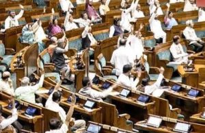 Parliament Monsoon Session: विपक्ष के हंगामे से लगातार 16वें दिन नहीं चला Question Hour, Lok Sabha 12 बजे तक स्थगित Parliament Monsoon Session