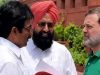Channi Camp Meeting के बाद Rahul Gandhi से मिले Pratap Bajwa, Punjab Congress में बढ़ी Political हलचल Pratap Bajwa meets Rahul Gandhi