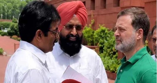 Pratap Bajwa meets Rahul Gandhi Pratap Bajwa meets Rahul Gandhi