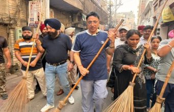 Mission Clean Punjab के तहत अमृतसर में चला विशेष सफाई अभियान, MLA डॉ. अजय गुप्ता ने शहरवासियों से सहयोग की अपील