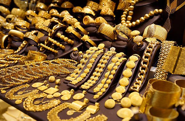 Gold-Silver Rate Today: आज सस्ता या महंगा हुआ सोना-चांदी? जानें 10 ग्राम गोल्ड के दाम