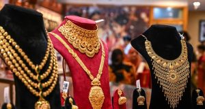 Gold- Silver Rate Today: नाग पंचमी पर महंगा या सस्ता हुआ सोना-चांदी, जानें लेटेस्ट रेट