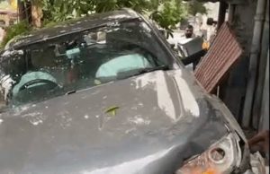 Jalandhar में तेज रफ्तार कार ने मजदूरों को रौंदा:3 घायल, ड्राइवर बोला- टायर फटा और गाड़ी बेकाबू हुई, लोगों ने कहा- नशे में था