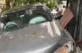 Jalandhar में तेज रफ्तार कार ने मजदूरों को रौंदा:3 घायल, ड्राइवर बोला- टायर फटा और गाड़ी बेकाबू हुई, लोगों ने कहा- नशे में था