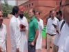 Delhi में राहुल गांधी से मिले प्रताप बाजवा:वेणुगोपाल बात करते नजर आए; राजा वड़िंग की प्रधानगी पर 25 अगस्त तक फैसला