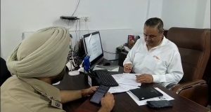 बेहबल कलां गोलीबारी कांड: विजय सांपला को एसआईटी द्वारा फिर से तलब किया गया, 27 अगस्त को पेश होने का आदेश दिया गया; व्यस्त कार्यक्रम के कारण उपस्थित होने से इनकार कर दिया
