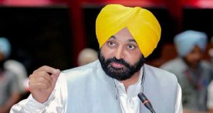 लाशों पर राजनीति मत करिए Rahul Gandhi….गुलजार मौत मामले में केजरीवाल और CM Mann ने किया पलटवार