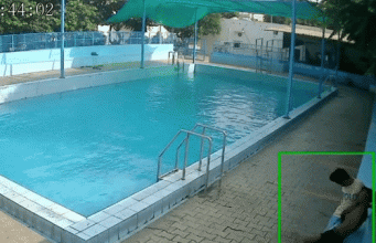 Ludhiana में Swimming Pool के किनारे बच्चे की मौत, VIDEO:नहाने के बाद बैठा, उठते ही लड़खड़ाया; फिर गिरा