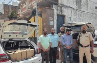 Jalandhar में 83 पेटी अवैध शराब बरामद:3 आरोपियों पर केस, 2 कारों में भरी थी खेप; पुलिस और आबकारी विभाग का एक्शन
