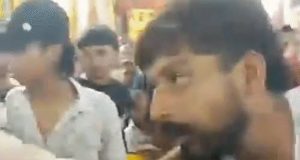 Jalandhar में Janmashtami Mela में हथियारों से हमला:युवकों के 2 गुटों ने एक-दूसरे को दातर मारी, छेड़छाड़ का आरोप