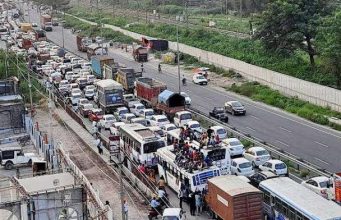 Ludhiana में बाजार बंद कराने पहुंचे प्रदर्शनकारी:Jalandhar Bypass Chowk पर दिल्ली-अमृतसर नेशनल हाईवे जा
