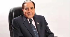 Essel Group के Subhash Chandra को बड़ा झटका! NCLT ने विवादित दिवालियापन फैसले पर लगाई रोक, संपत्तियों की बिक्री पर ब्रेक