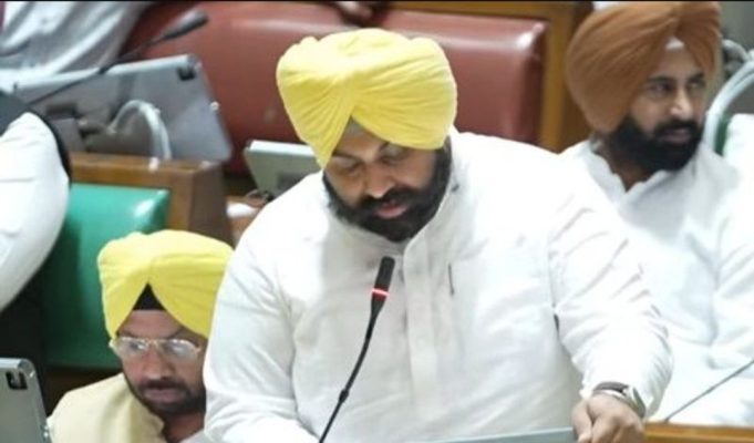 School ऑफ एमिनेंस दोराहा में शिक्षकों के 40 फीसदी पद खालीः Harjot Bains