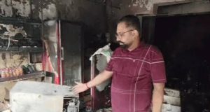 Jalandhar में Confectionery Shop में लगी आग:सारा सामान जला, मालिक बोला- फायर ब्रिगेड के इंतजार में आधा घंटा बीता